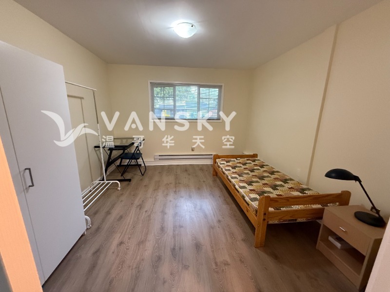 260525211053_Bedroom 1.jpg